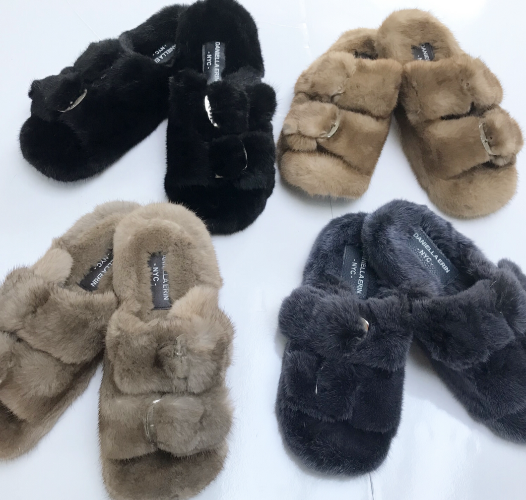 Madden NYC Women's Furry Crossband Platform Slippers Sandals Shoes Size 6 |  eBay